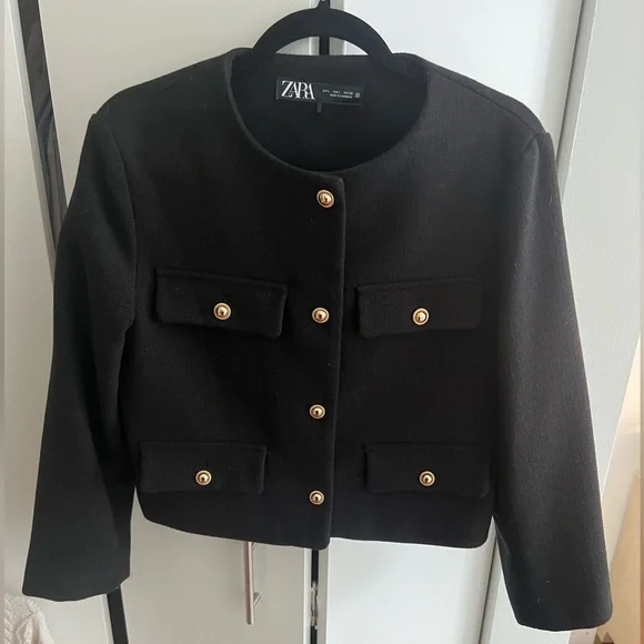 Zara Lady Jacket/Blazer, EUC, black with gold buttons, sz L - Picture 2 of 3